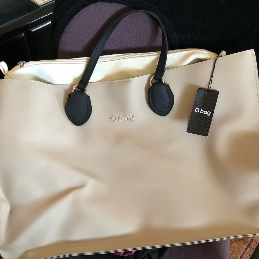 Italian made oversized “O” bag. Faux leather. BNWT